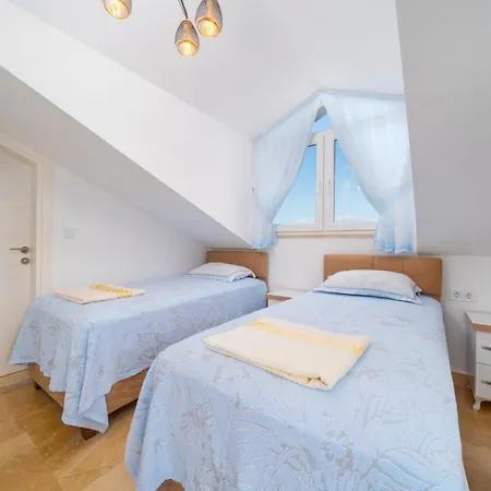 Bling Villa فتحية